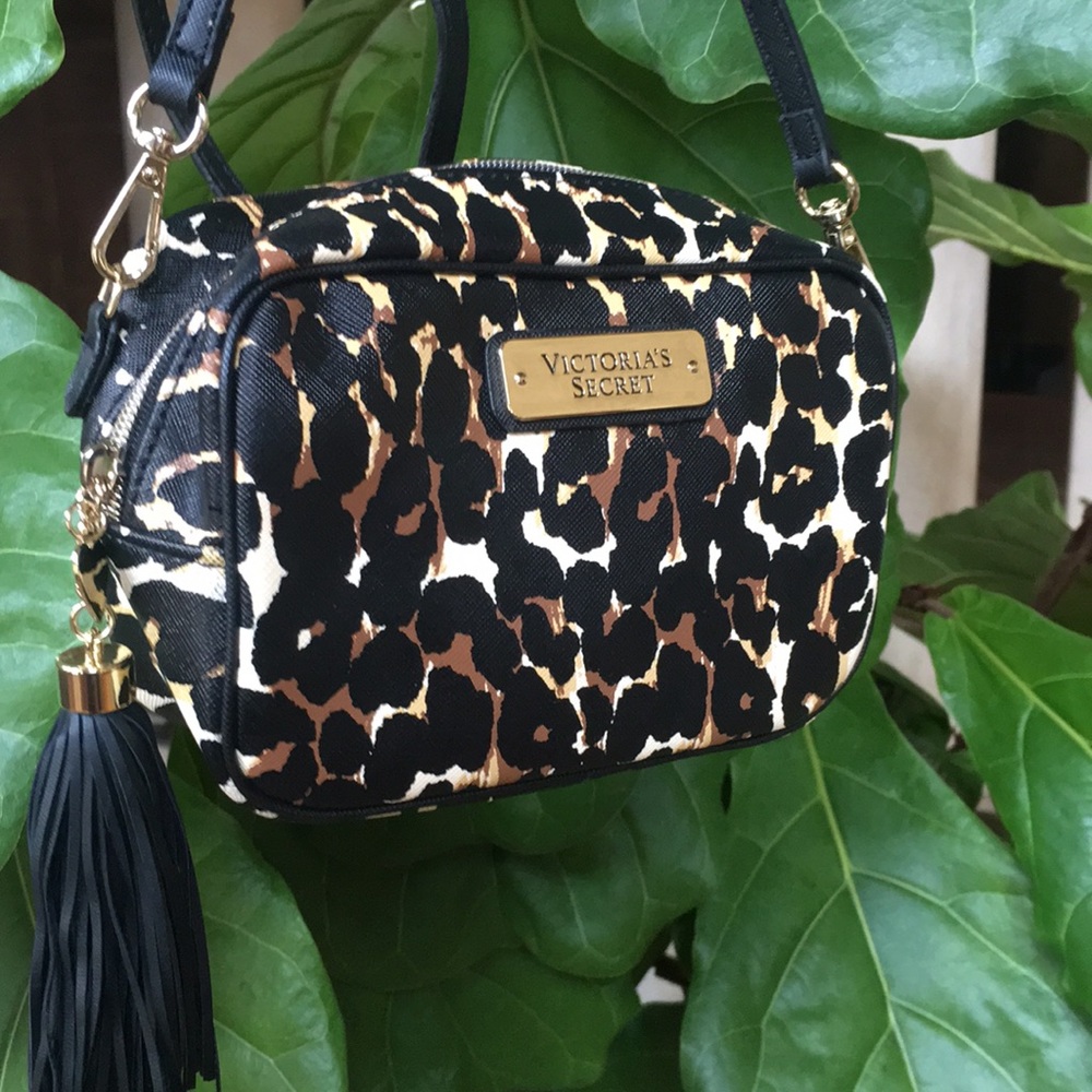 Victoria's Secret cheetah print crossbody bag